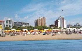 Cristallo Sea View